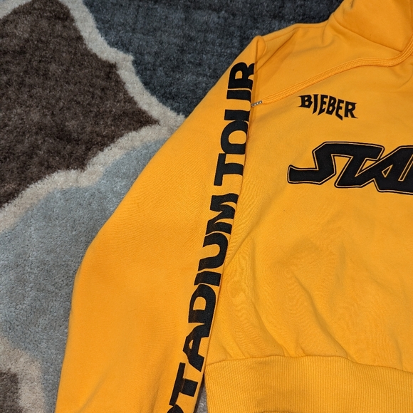 Justin Bieber Stadium Tour Hoodie  Women's SZ Large - Picture 3 of 10